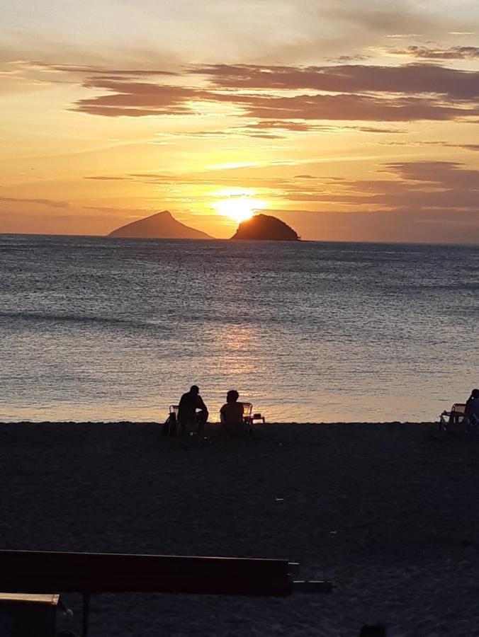 Pousada Quintal Da Barra 50 Metros Do Mar Boicucanga Ngoại thất bức ảnh